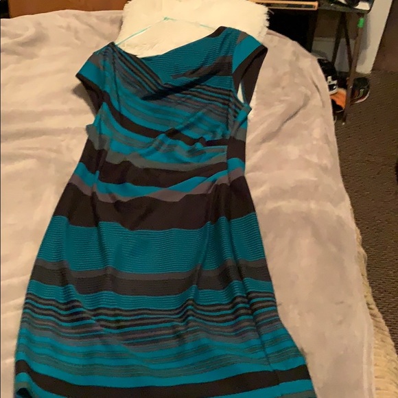 Stripped dress - Picture 2 of 2